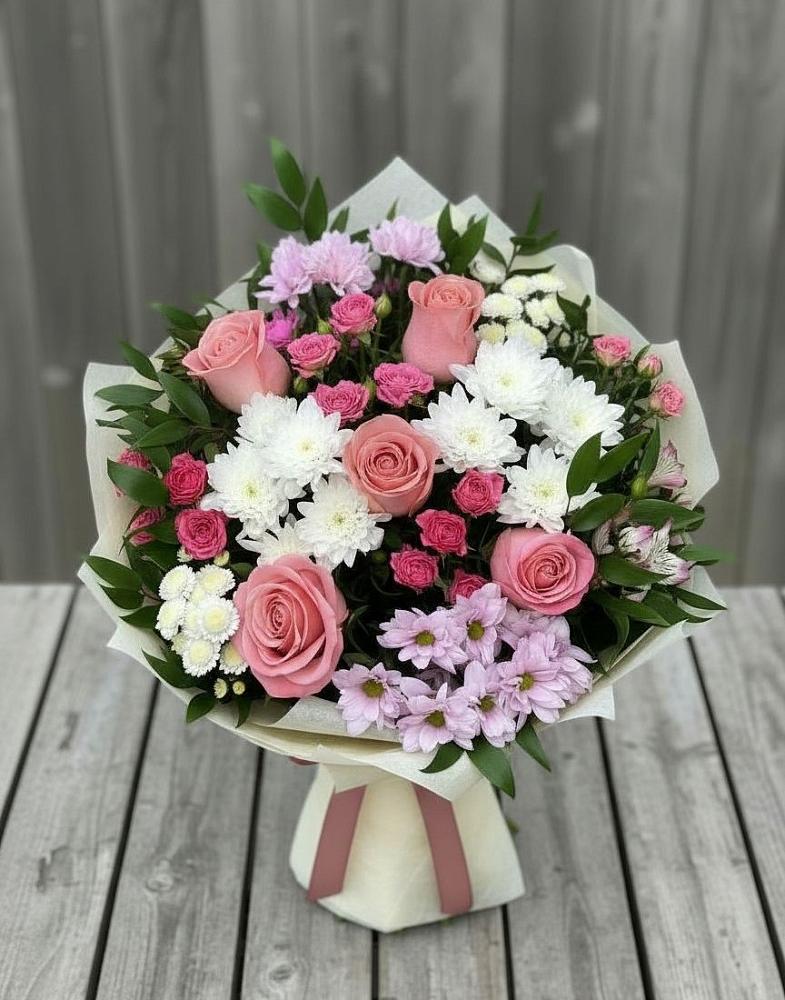 Букет цветов из: Альстромерии, Гвоздики, Розы и Хризантемы в Ломинцевский