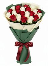 Букет Микс из красных и белых роз в Ломинцевский