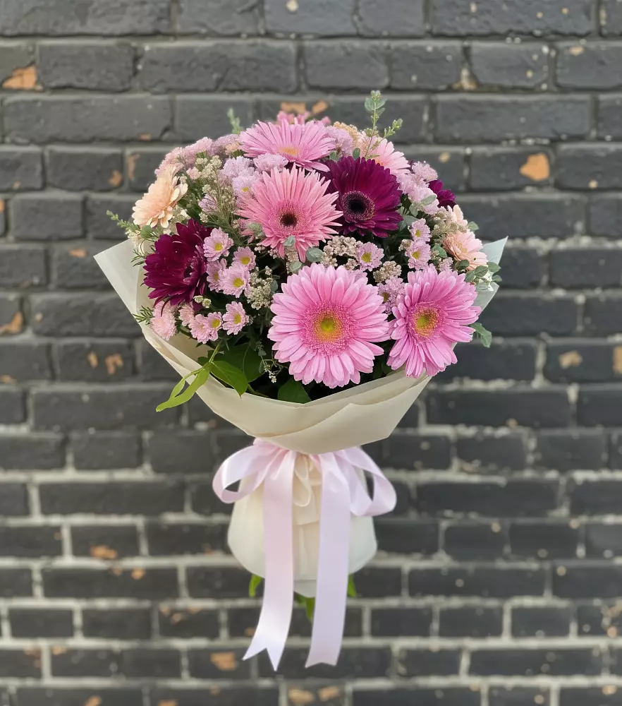 Букет цветов из: Герберы и Хризантемы в Ломинцевский