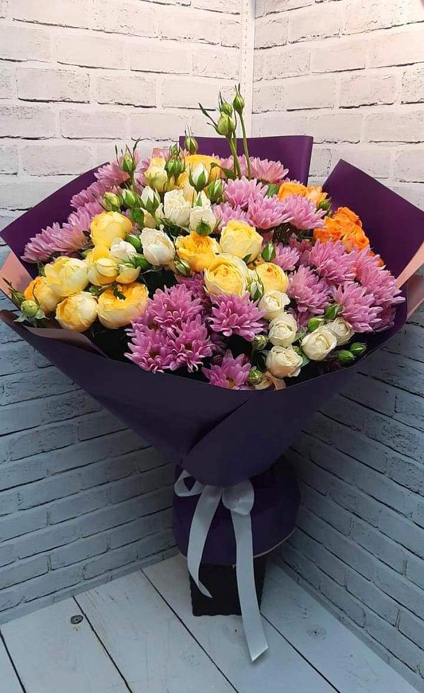 Букет цветов из: Хризантемы и Розы в Ломинцевский
