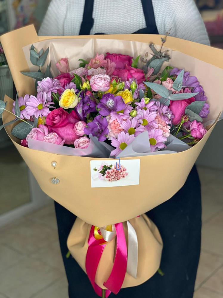 Букет цветов из: Хризантемы, Гвоздики и Альстромерии в Ломинцевский