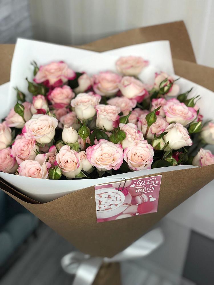 Букет цветов из: Розы в Ломинцевский