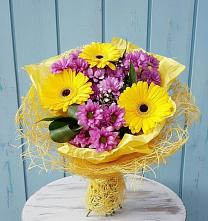 Букет цветов из:  Хризантемы и Герберы в Ломинцевский