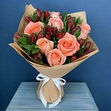 Букет цветов из:  Розы и Альстромерии #REPLACE_PRED# Ломинцевский