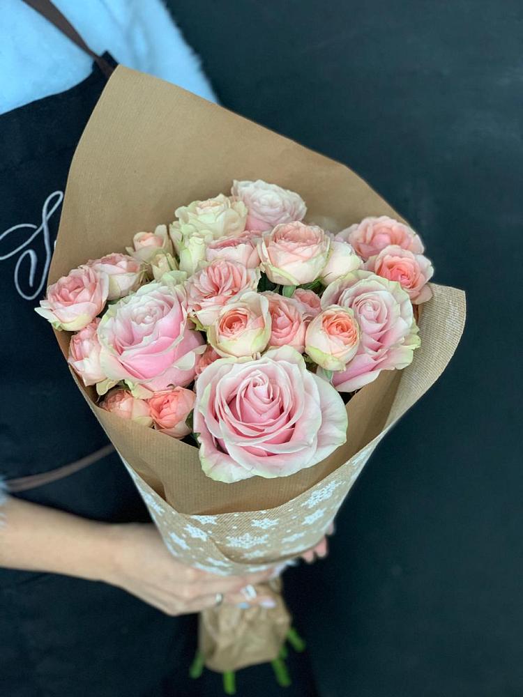 Букет цветов из: Хризантемы и Розы в Ломинцевский