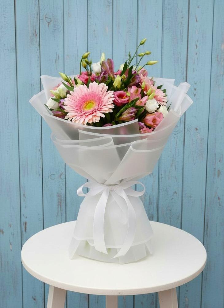 Букет цветов из: Герберы, Альстромерии и Лизиантусы в Ломинцевский