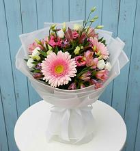 Букет цветов из:  Герберы, Альстромерии и Лизиантусы в Ломинцевский