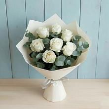 Букет Белые розы в Эвкалипте в Ломинцевский