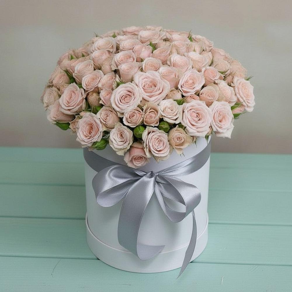 Цветочная композиция из Розы в шляпной коробке в Ломинцевский